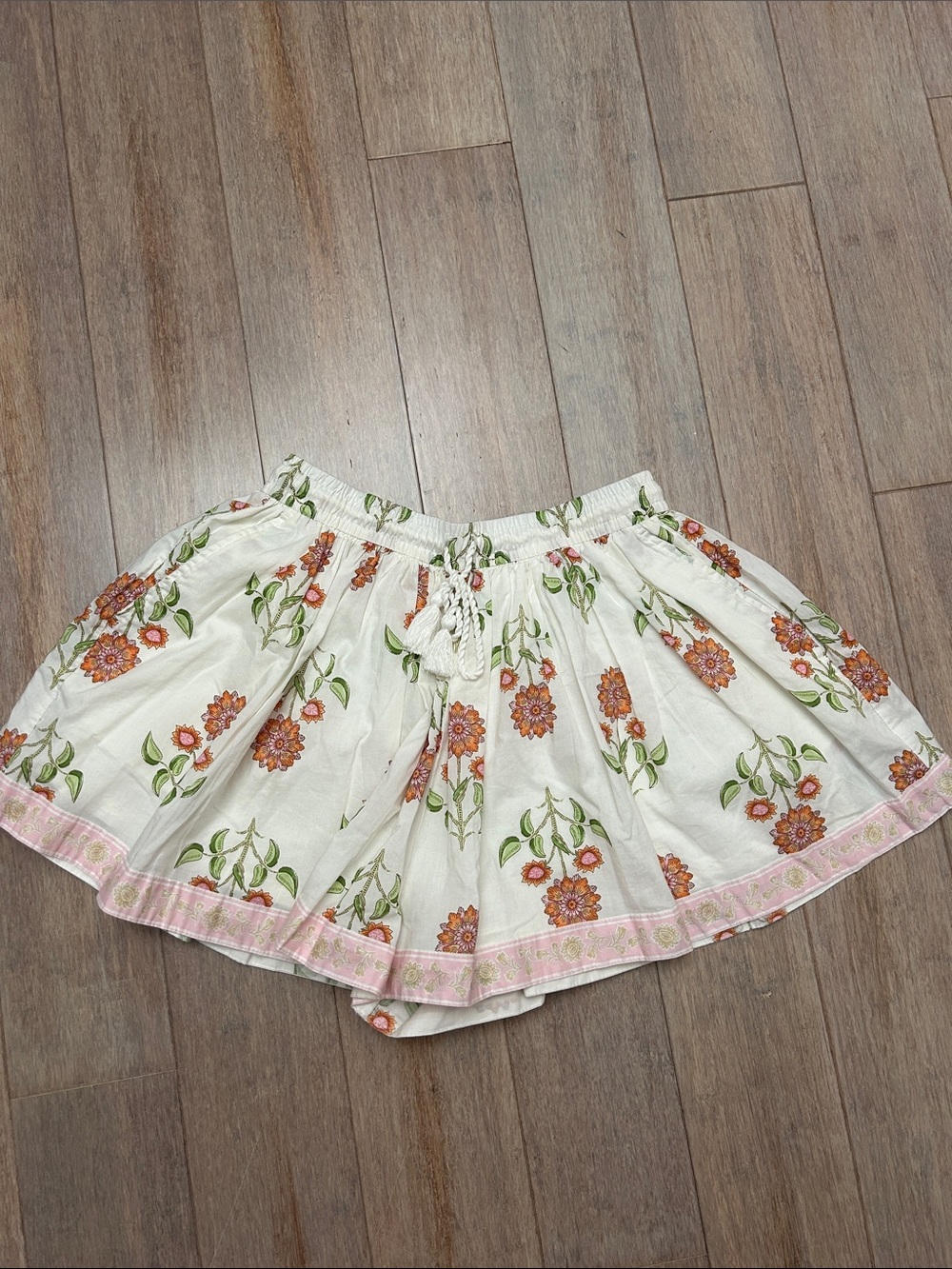 White Floral Boho Skort with Pink Border size S - Picture 2 of 14